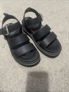 Black Platform Sandals 6.5